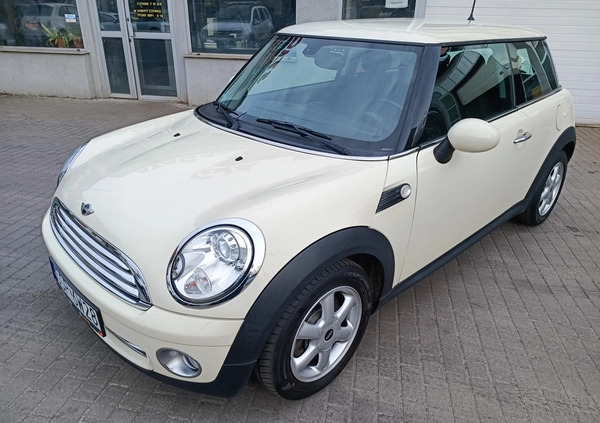 MINI Cooper cena 19900 przebieg: 149324, rok produkcji 2007 z Pyrzyce małe 326